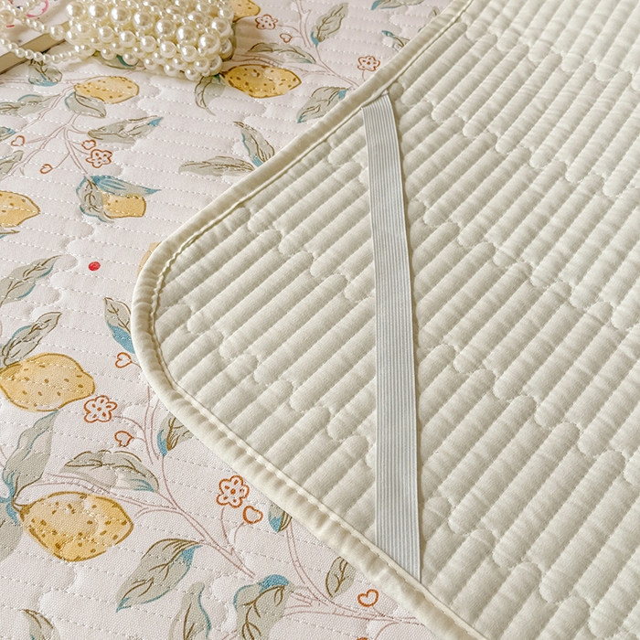 91家纺网 家纺一手货源 找家纺 大元 2025新款A类数码印花朴棉夹棉床盖老粗布床盖双面可用学生单床盖 床盖单件 小柠檬