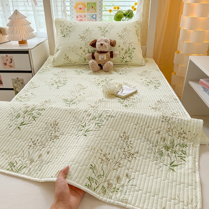 91家纺网 家纺一手货源 找家纺 大元 2025新款A类数码印花朴棉夹棉床盖老粗布床盖双面可用学生单床盖 床盖单件 丰收