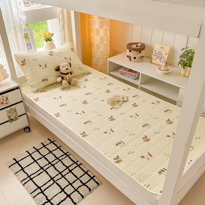 91家纺网 家纺一手货源 找家纺 大元 2025新款A类数码印花朴棉夹棉床盖老粗布床盖双面可用学生单床盖 床盖单件 汪汪派