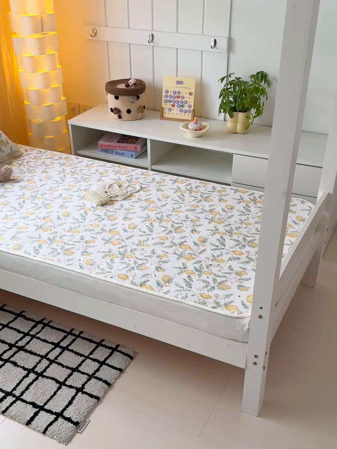 91家纺网 家纺一手货源 找家纺 大元 2025新款A类数码印花朴棉夹棉床盖老粗布床盖双面可用学生单床盖 床盖单件 小柠檬