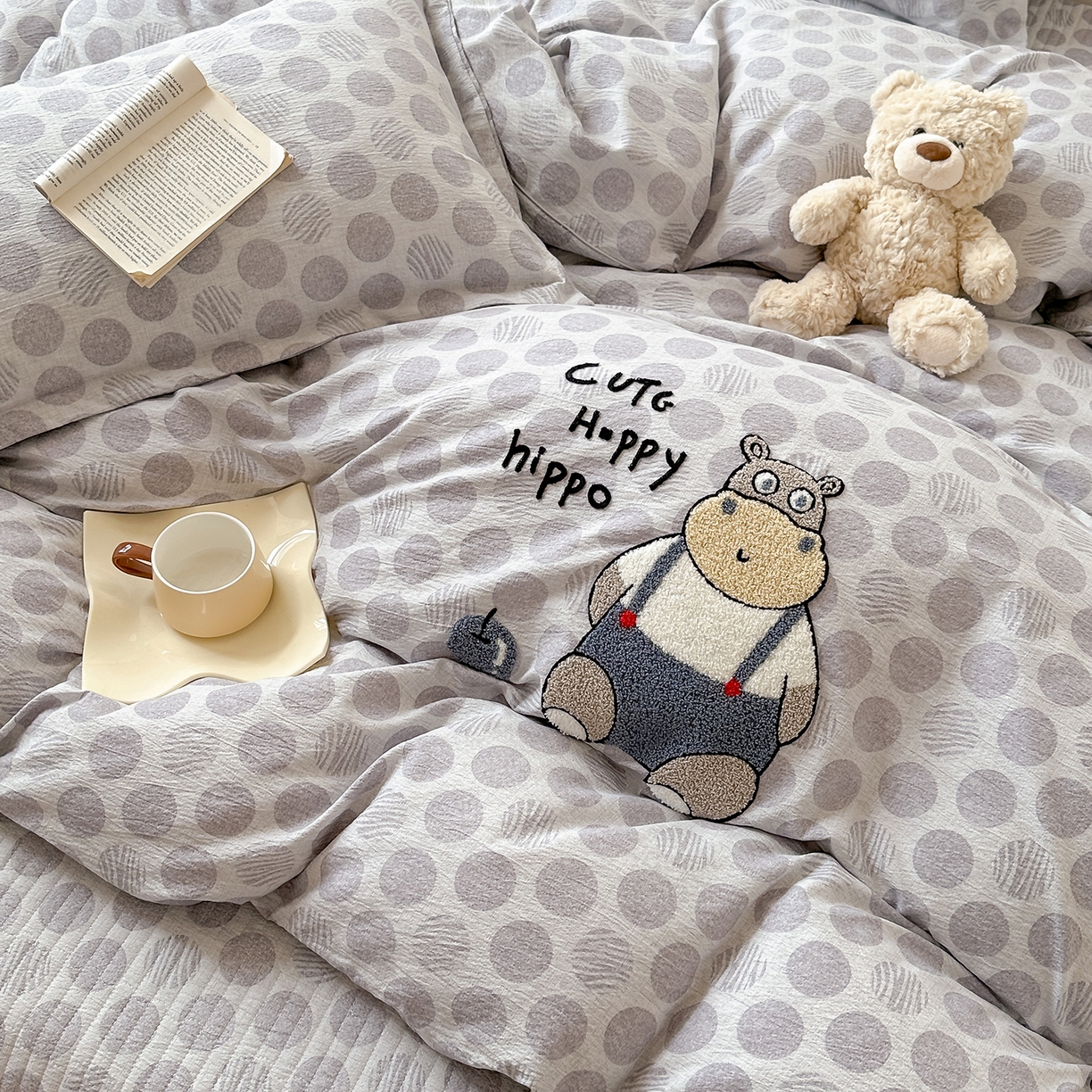 91家纺网 家纺一手货源 找家纺 元熙 2025新款木棉砂洗毛巾绣毛巾绣被芯床盖四件套 河马先生