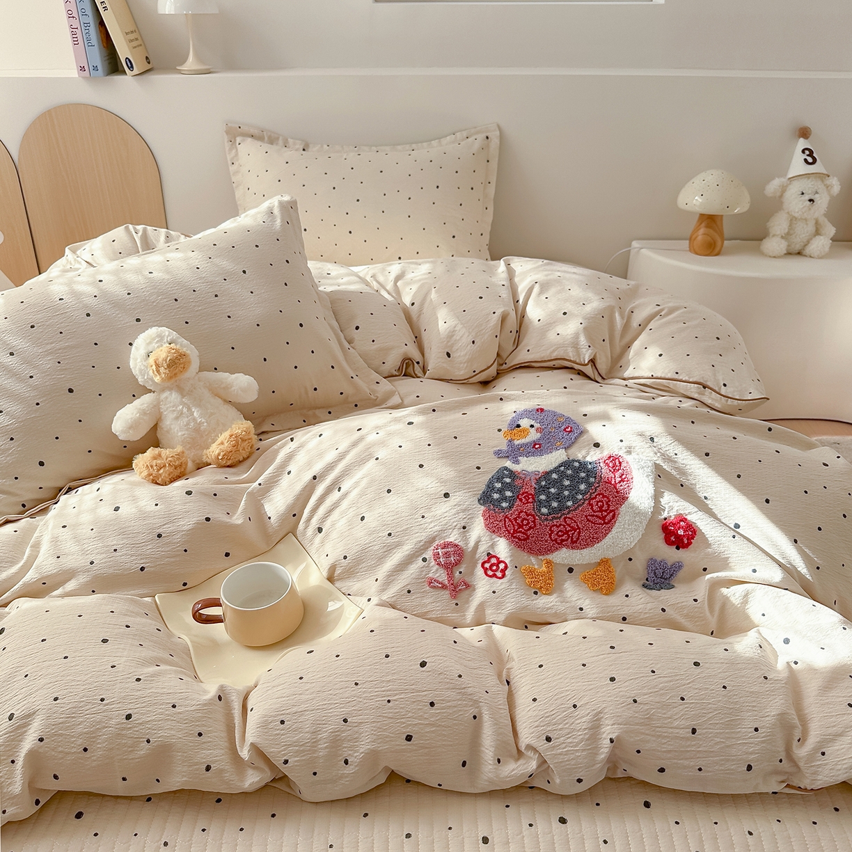 91家纺网 家纺一手货源 找家纺 （总）元熙 2025新款印花小清新韩国绒牛奶绒豆豆床盖四件套