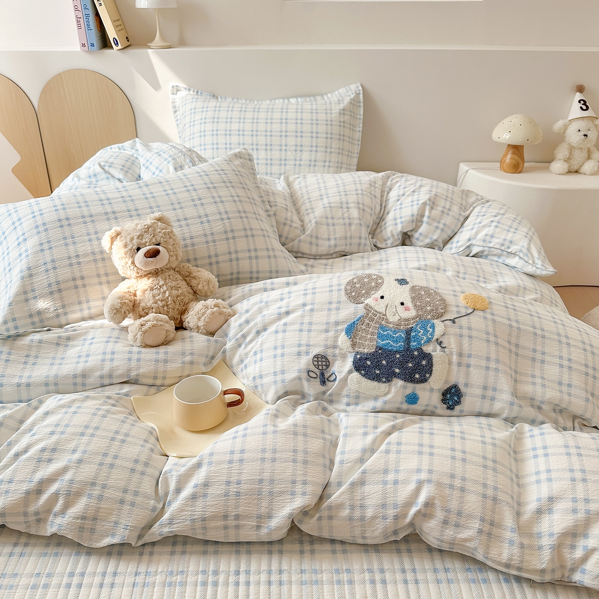 91家纺网 家纺一手货源 找家纺 元熙 2025新款木棉砂洗毛巾绣毛巾绣被芯床盖四件套 格格象