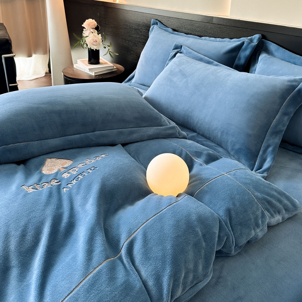 91家纺网 家纺一手货源 找家纺 （总）狂想家 2025新款刺绣牛奶绒四件套-安琪儿