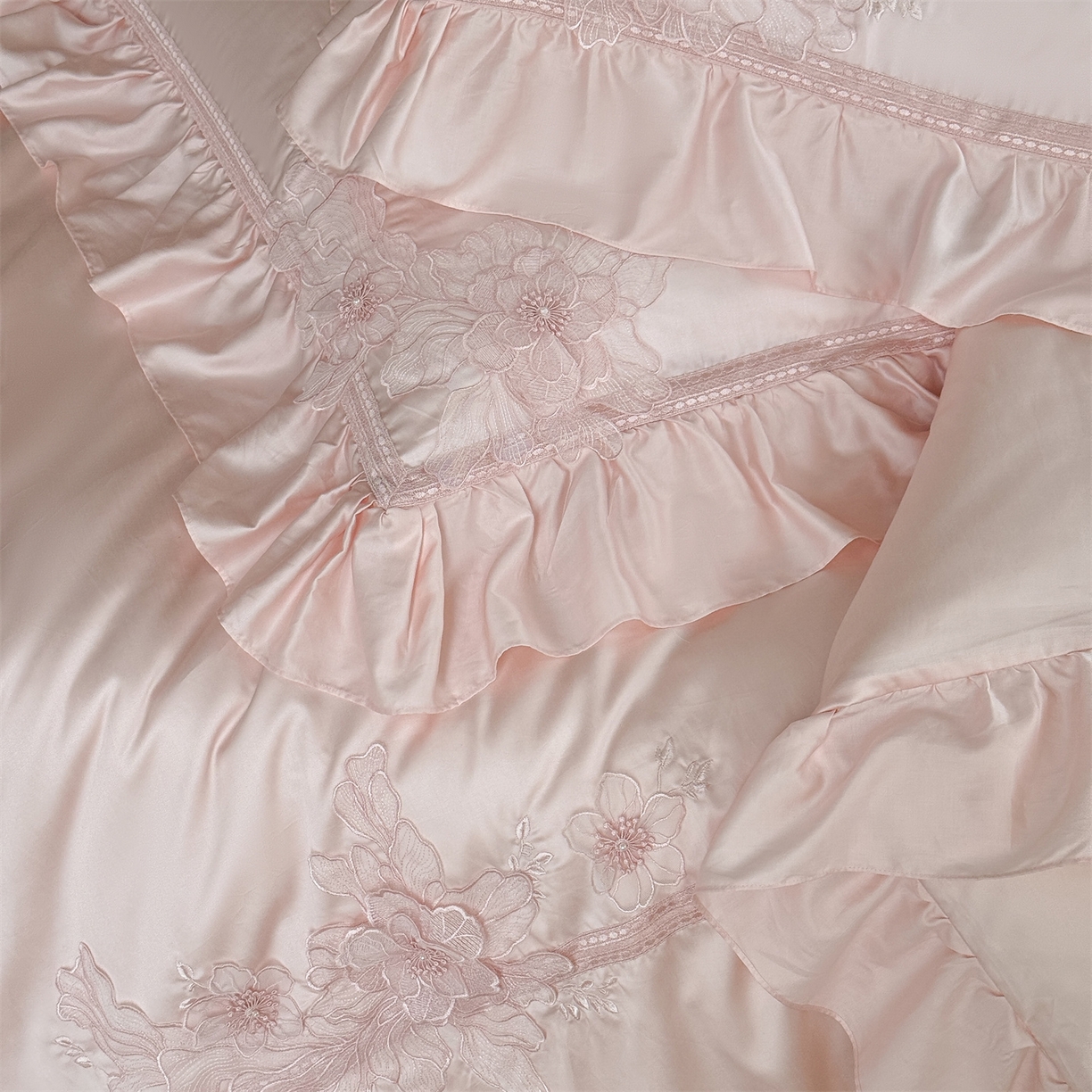 91家纺网 家纺一手货源 找家纺 美娘阁 2025新款长绒棉全棉提花居家款四件套-西西里岛 西西里岛-仙粉