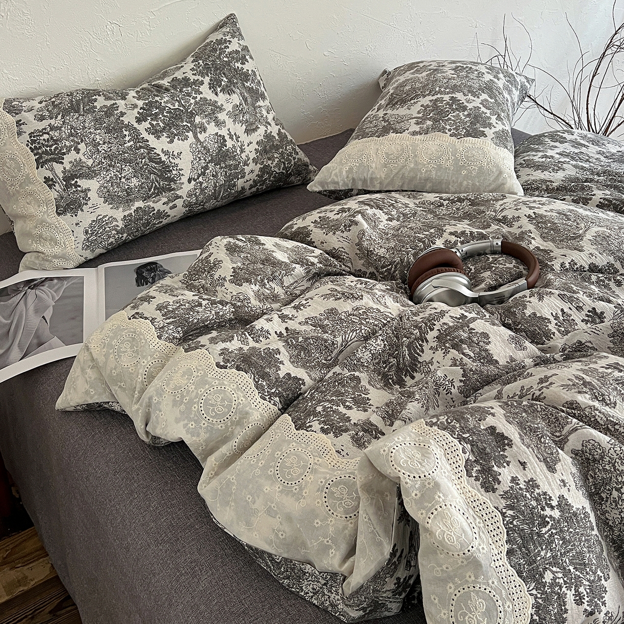 91家纺网 家纺一手货源 找家纺 一比一家纺 2026秋冬新品高克重原麻复古全棉花边棉麻侘寂风原麻四件套 （控价99元）墨染江南