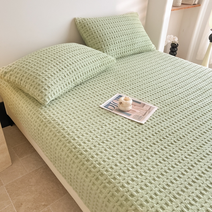 91家纺网 家纺一手货源 找家纺 欧邦 2025新款华夫格塔芙绒单床笠 床笠单件 华夫床笠-果绿