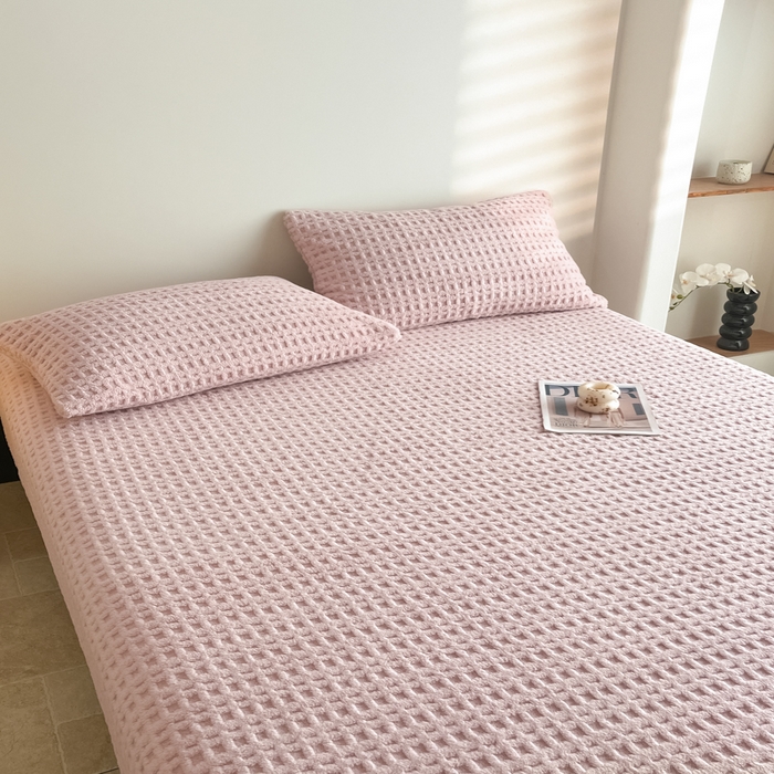 91家纺网 家纺一手货源 找家纺 欧邦 2025新款华夫格塔芙绒单床笠 床笠单件 华夫床笠-浅粉