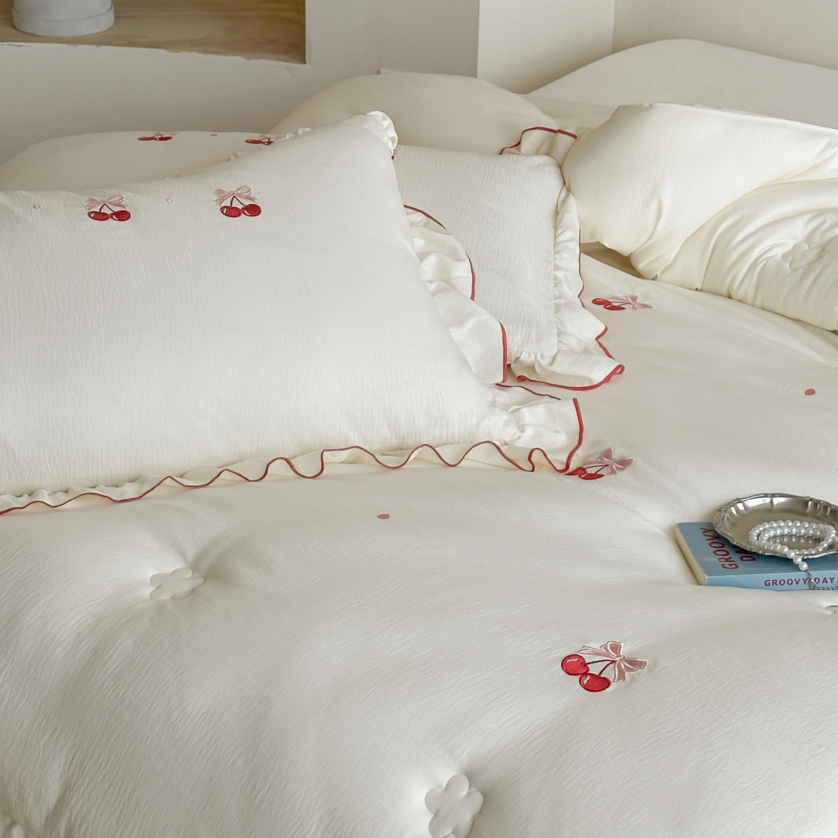 91家纺网 家纺一手货源 找家纺 一加一 2025新款宝宝纱益生菌刺绣抗菌被子被芯 蝶恋樱