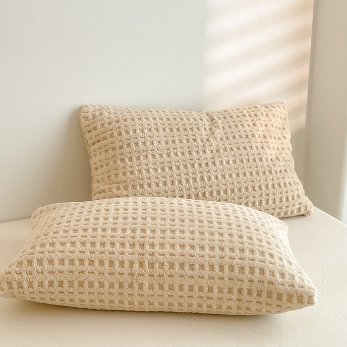 91家纺网 家纺一手货源 找家纺 欧邦 2025新款华夫格双层毯盖毯毯子-场景1 华夫格-卡其