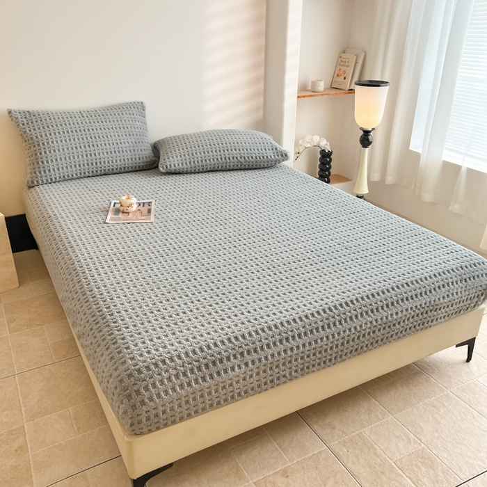 91家纺网 家纺一手货源 找家纺 欧邦 2025新款华夫格塔芙绒单床笠 床笠单件 华夫床笠-烟灰