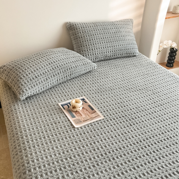 91家纺网 家纺一手货源 找家纺 欧邦 2025新款华夫格塔芙绒单床笠 床笠单件 华夫床笠-烟灰