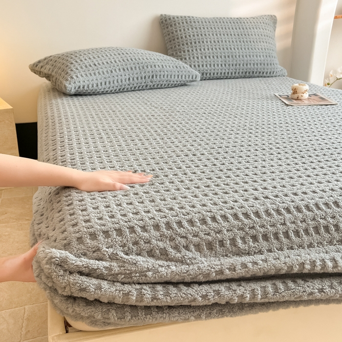 91家纺网 家纺一手货源 找家纺 欧邦 2025新款华夫格塔芙绒单床笠 床笠单件 华夫床笠-烟灰