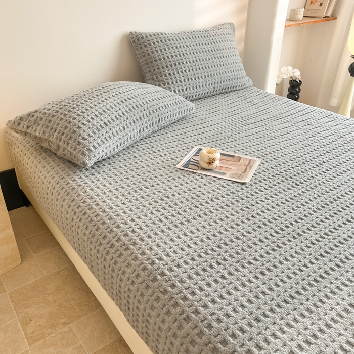 91家纺网 家纺一手货源 找家纺 欧邦 2025新款华夫格塔芙绒单床笠 床笠单件 华夫床笠-烟灰