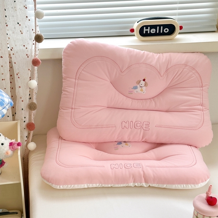 91家纺网 家纺一手货源 找家纺 北鸣有鱼枕芯馆 2025直播爆款儿童学生季爆款可水洗冰皮凉感枕全网券后价不得低于39元  粉色(小花园) 大号款：适合8岁以上大童及喜睡低枕的成年人使用45×70cm