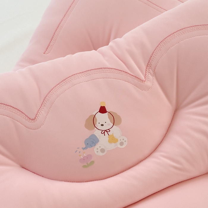 91家纺网 家纺一手货源 找家纺 北鸣有鱼枕芯馆 2025直播爆款儿童学生季爆款可水洗冰皮凉感枕全网券后价不得低于39元  粉色(小花园) 大号款：适合8岁以上大童及喜睡低枕的成年人使用45×70cm