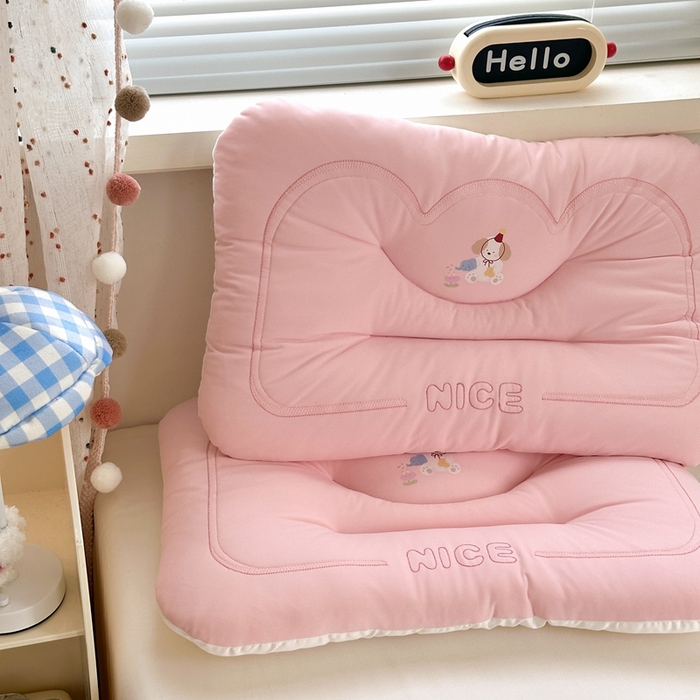 91家纺网 家纺一手货源 找家纺 北鸣有鱼枕芯馆 2025直播爆款儿童学生季爆款可水洗冰皮凉感枕全网券后价不得低于39元  粉色(小花园) 小号款：适合2-3岁小童使用30×50cm