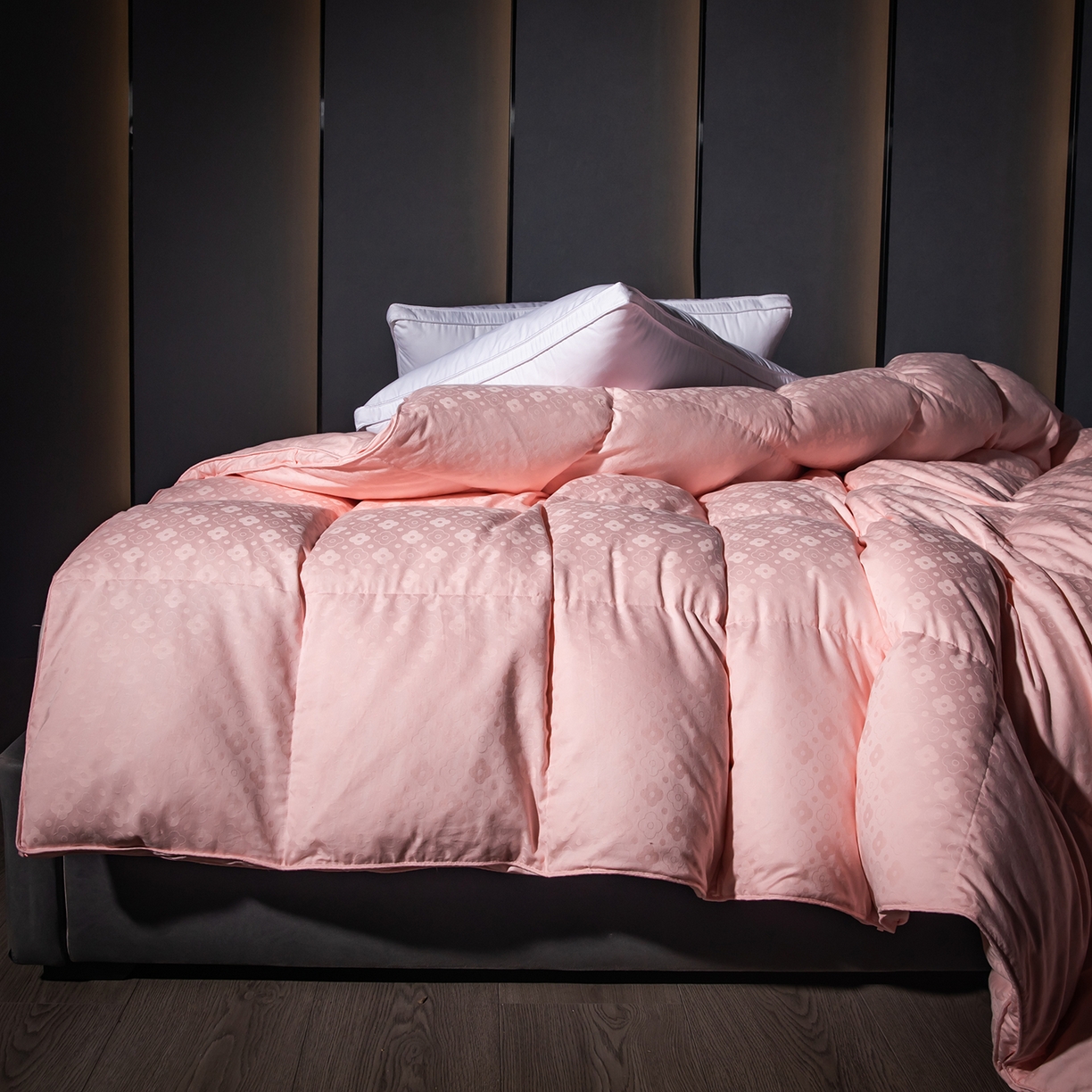 91家纺网 家纺一手货源 找家纺 （总）御眠纺羽绒被壳 2025新款全棉四叶草双层纱提花自充绒羽绒被壳羽绒被