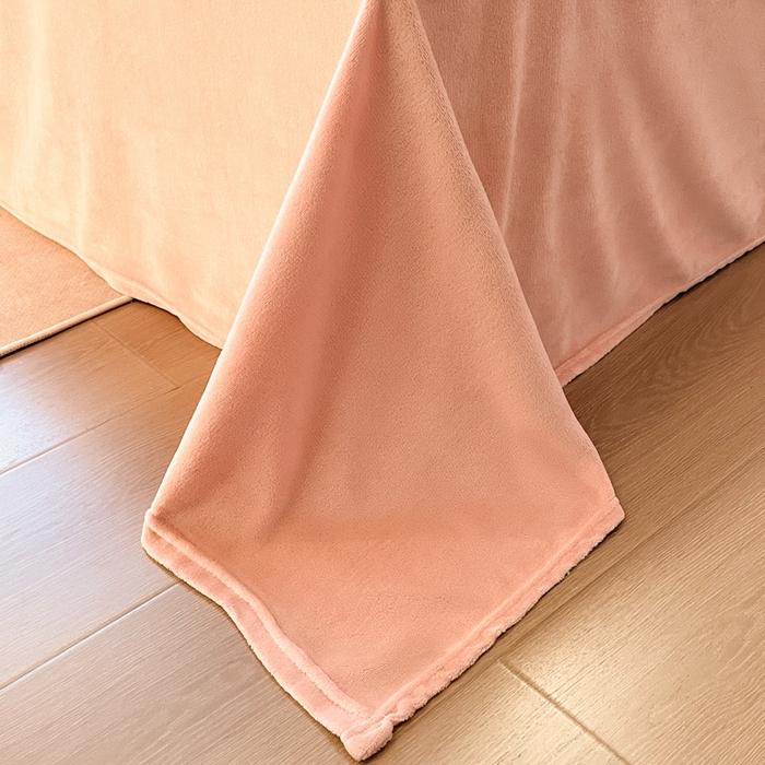 91家纺网 家纺一手货源 找家纺 爱彼家纺 2024新款兔兔绒四件套系列 免兔绒-蜜桃粉粉