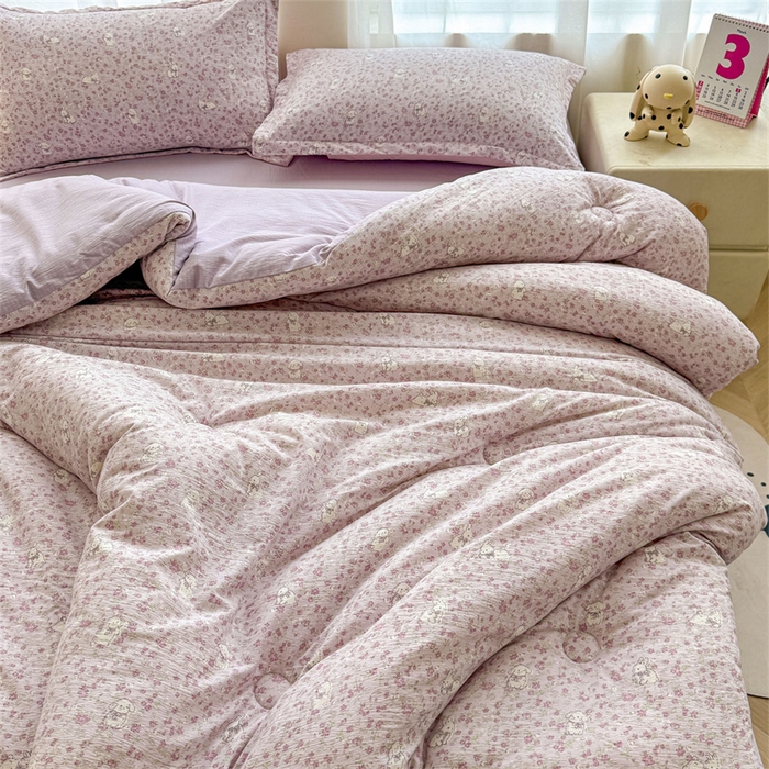 91家纺网 家纺一手货源 找家纺 小石头家纺 2025新款亲肤舒适云感双层纱抗菌被被子被芯 花园小兔