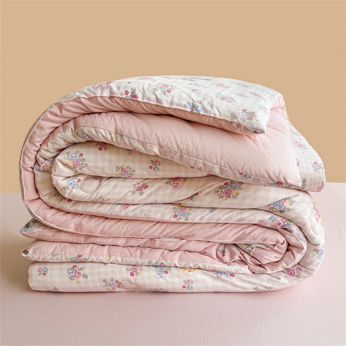 91家纺网 家纺一手货源 找家纺 小石头家纺 2025新款亲肤舒适云感双层纱抗菌被被子被芯 萌宠猫咪