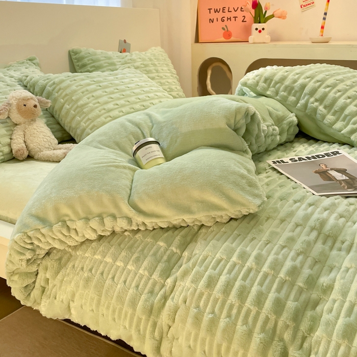 91家纺网 家纺一手货源 找家纺 （总）爱彼家纺 2024新款兔兔绒四件套系列