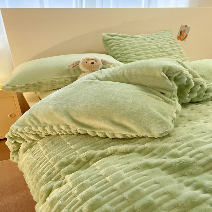 91家纺网 家纺一手货源 找家纺 （总）爱彼家纺 2024新款兔兔绒四件套系列