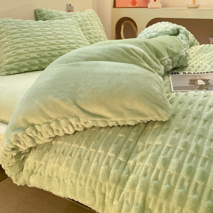 91家纺网 家纺一手货源 找家纺 （总）爱彼家纺 2024新款兔兔绒四件套系列