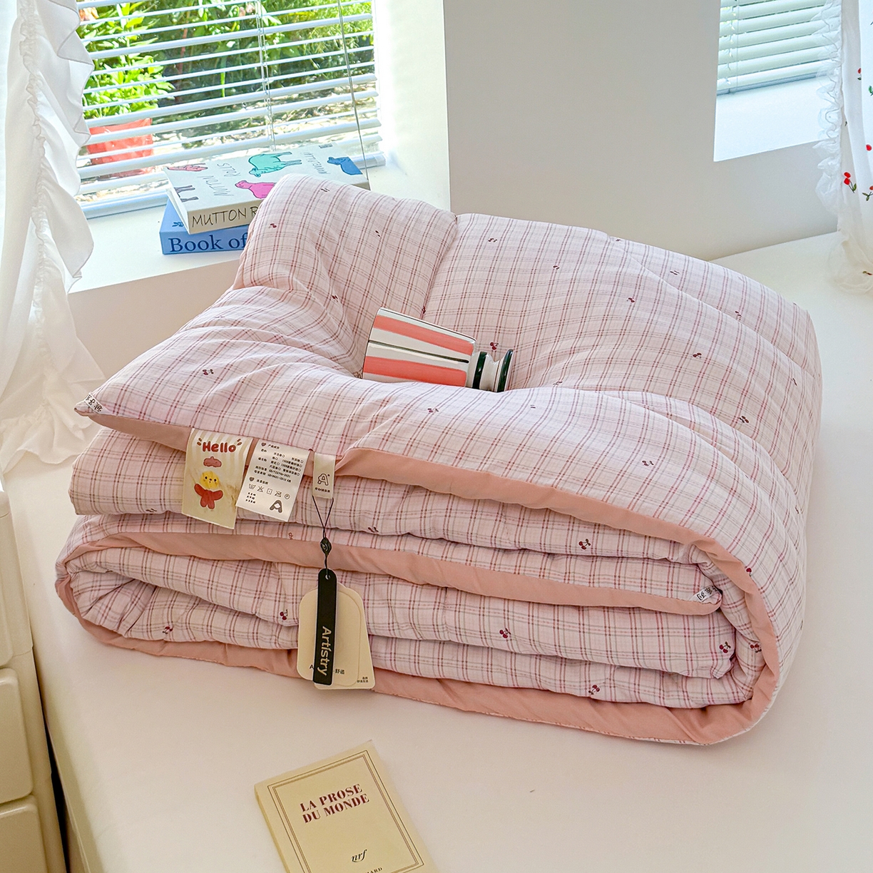 91家纺网 家纺一手货源 找家纺 弗苓家纺 2025新款糯叽叽ins风双层纱水洗棉冬被被子被芯 樱桃