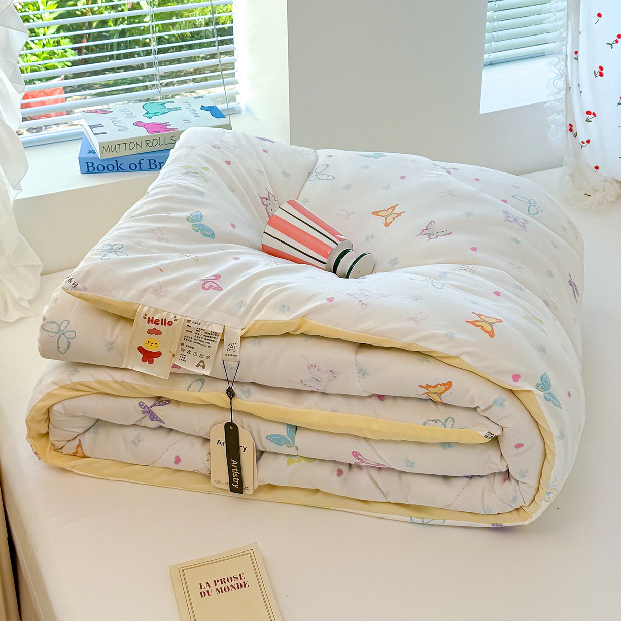 91家纺网 家纺一手货源 找家纺 弗苓家纺 2025新款糯叽叽ins风双层纱水洗棉冬被被子被芯 梦蝶