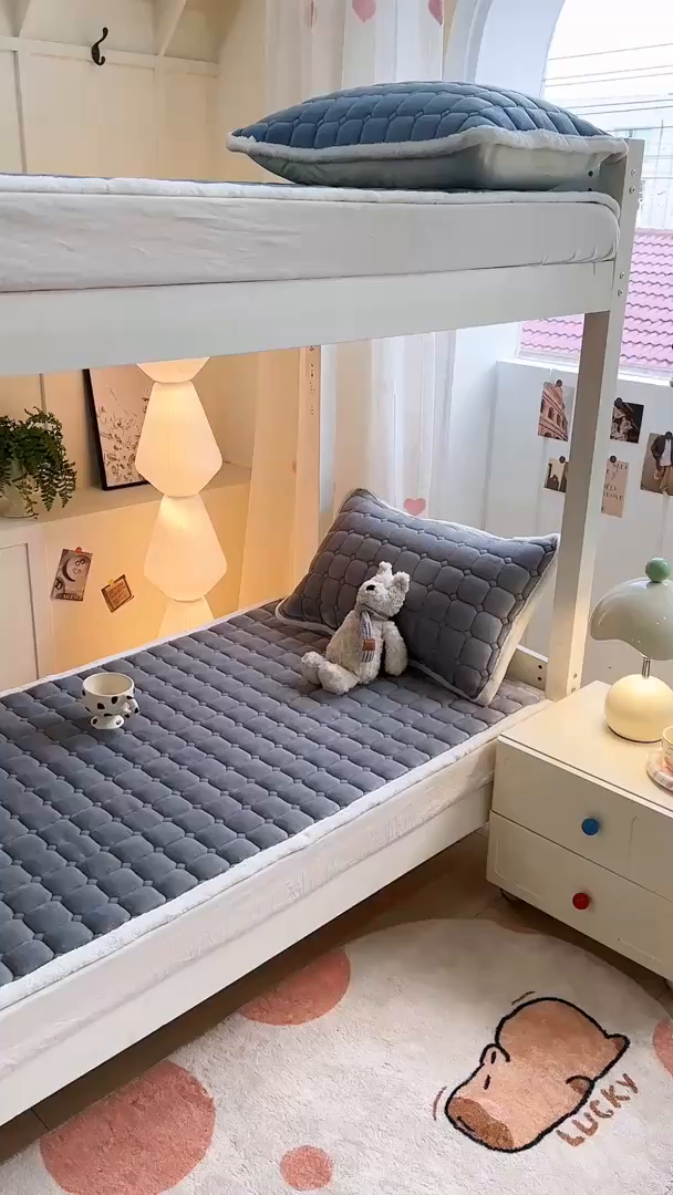 91家纺网 家纺一手货源 找家纺 优品惠 2025新款冬季牛奶绒床垫床褥垫子床护垫加绒床盖学生宿舍上下铺 高级灰