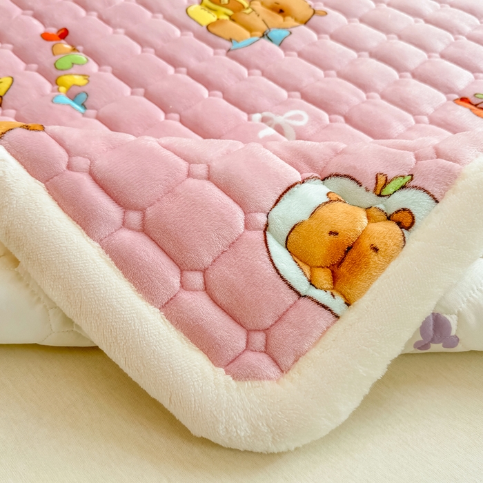 91家纺网 家纺一手货源 找家纺 优品惠 2025新款冬季牛奶绒床垫床褥垫子床护垫加绒床盖学生宿舍上下铺 卡皮巴拉粉