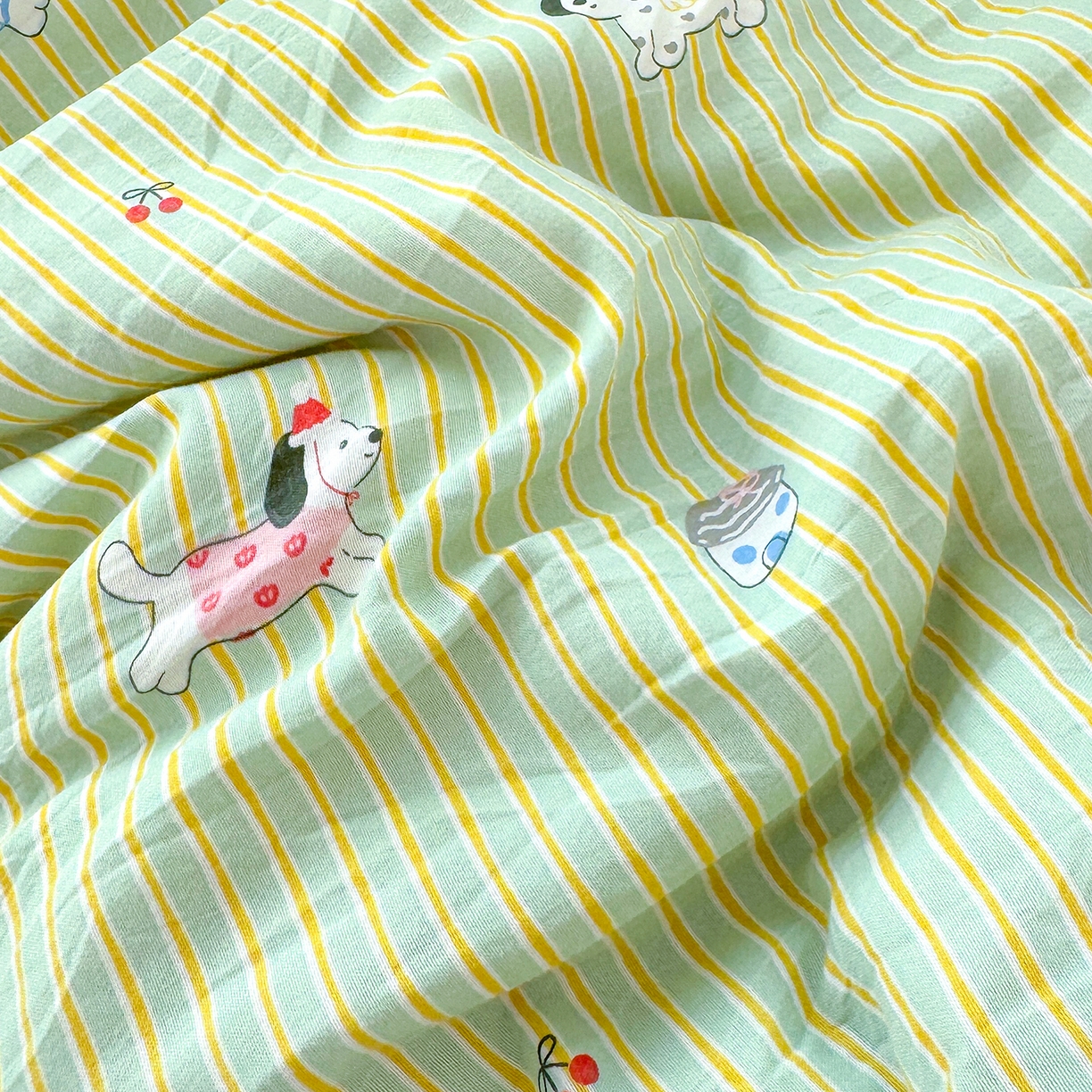 91家纺网 家纺一手货源 找家纺 弗苓家纺 2025新款糯叽叽ins风双层纱水洗棉冬被被子被芯 汪汪队