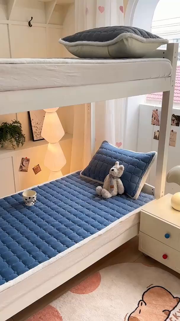 91家纺网 家纺一手货源 找家纺 优品惠 2025新款冬季牛奶绒床垫床褥垫子床护垫加绒床盖学生宿舍上下铺 蓝色