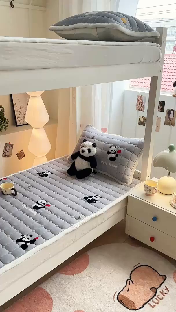 91家纺网 家纺一手货源 找家纺 优品惠 2025新款冬季牛奶绒床垫床褥垫子床护垫加绒床盖学生宿舍上下铺 熊猫灰