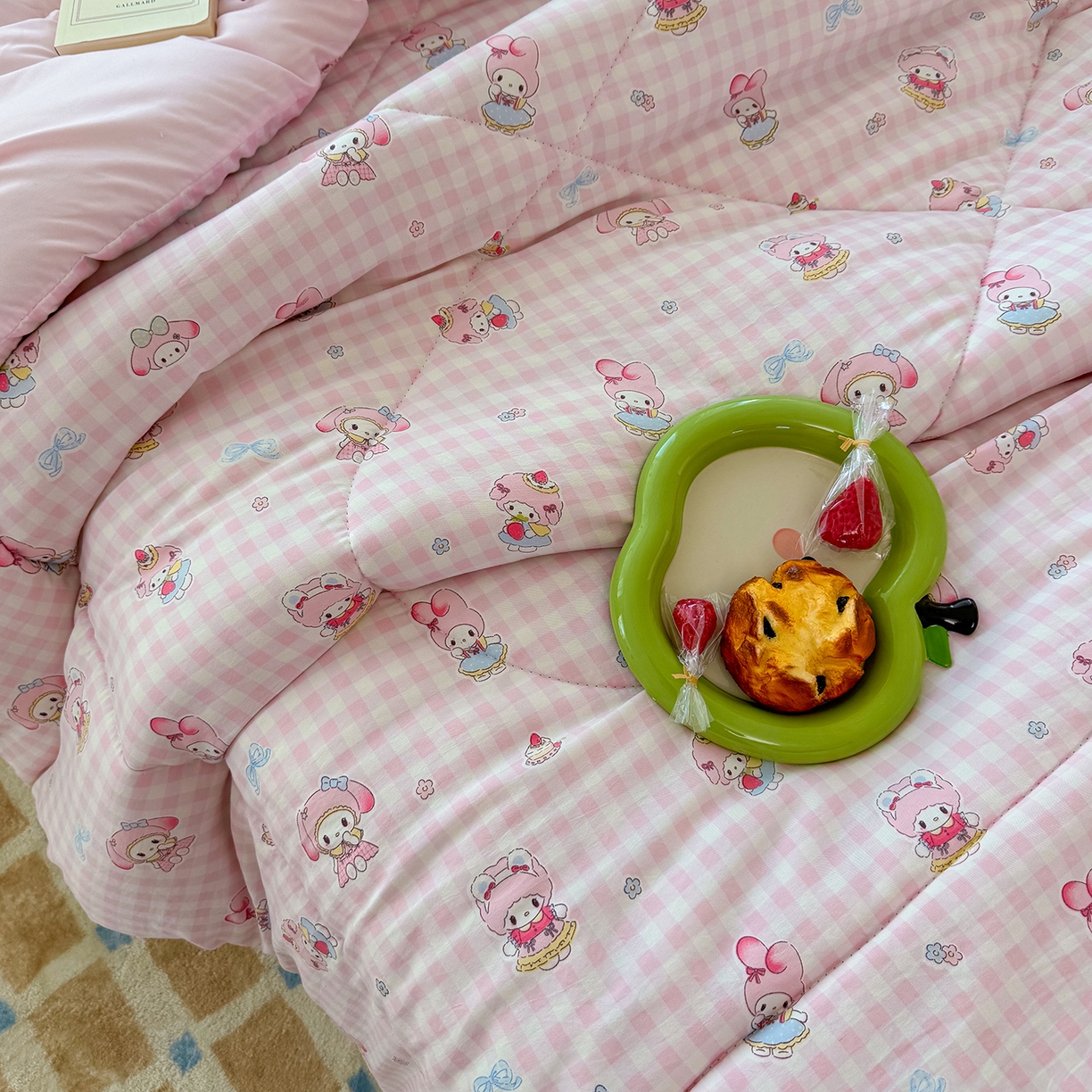 91家纺网 家纺一手货源 找家纺 弗苓家纺 2025新款糯叽叽ins风双层纱水洗棉冬被被子被芯 垂耳免