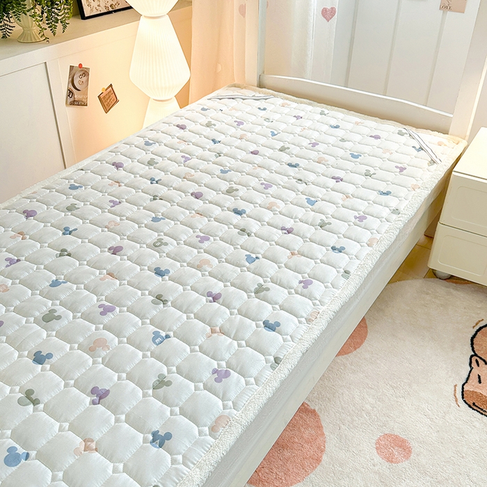 91家纺网 家纺一手货源 找家纺 优品惠 2025新款冬季牛奶绒床垫床褥垫子床护垫加绒床盖学生宿舍上下铺 月亮萌宝