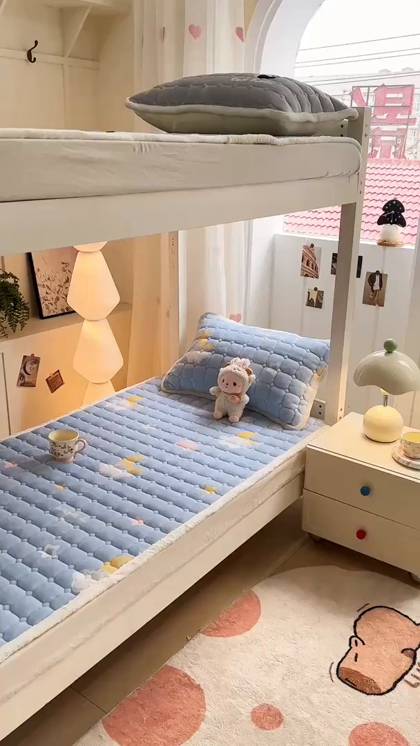 91家纺网 家纺一手货源 找家纺 优品惠 2025新款冬季牛奶绒床垫床褥垫子床护垫加绒床盖学生宿舍上下铺 织梦星月蓝