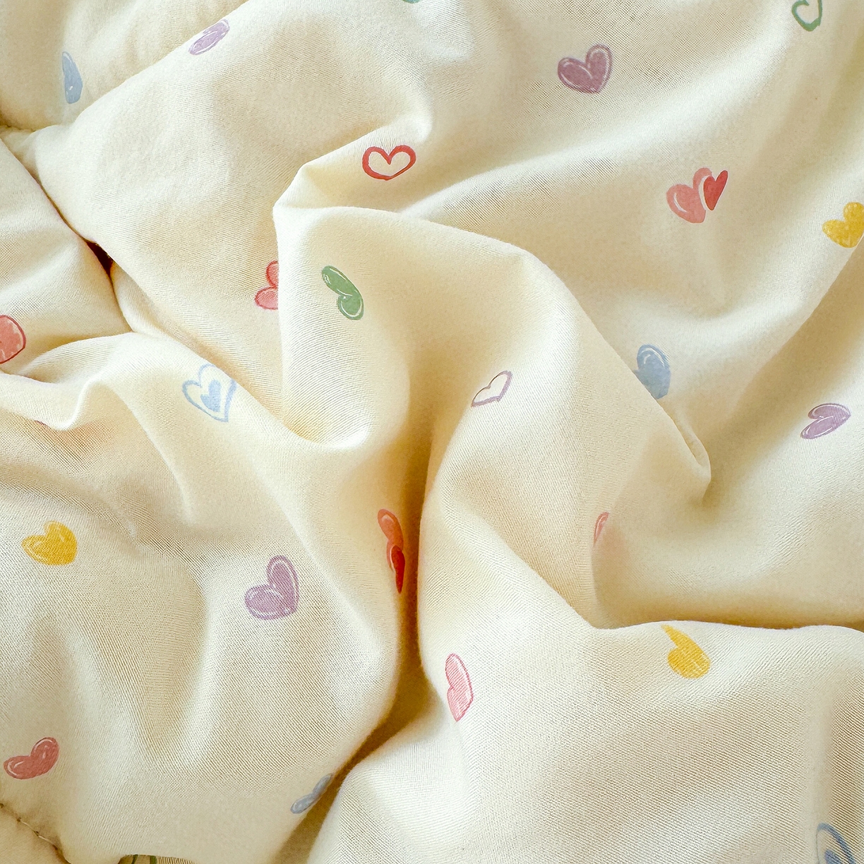 91家纺网 家纺一手货源 找家纺 弗苓家纺 2025新款糯叽叽ins风双层纱水洗棉冬被被子被芯 初恋