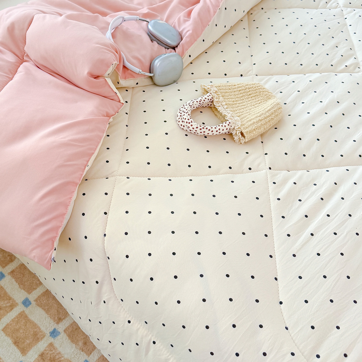 91家纺网 家纺一手货源 找家纺 弗苓家纺 2025新款糯叽叽ins风双层纱水洗棉冬被被子被芯 海盐-米