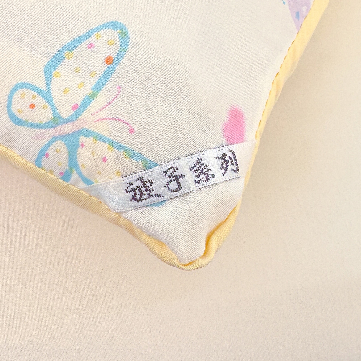 91家纺网 家纺一手货源 找家纺 弗苓家纺 2025新款糯叽叽ins风双层纱水洗棉冬被被子被芯 梦蝶