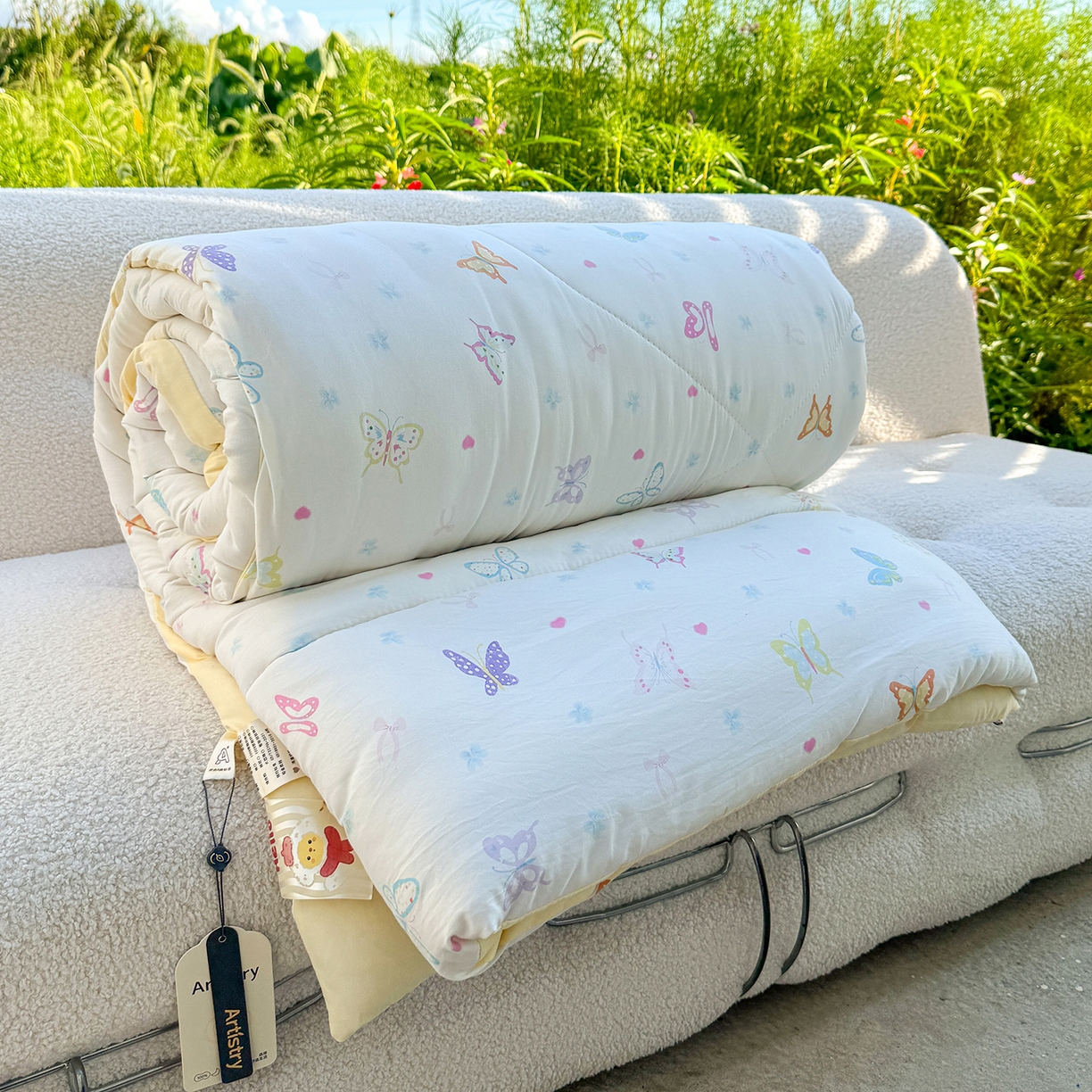 91家纺网 家纺一手货源 找家纺 弗苓家纺 2025新款糯叽叽ins风双层纱水洗棉冬被被子被芯 梦蝶