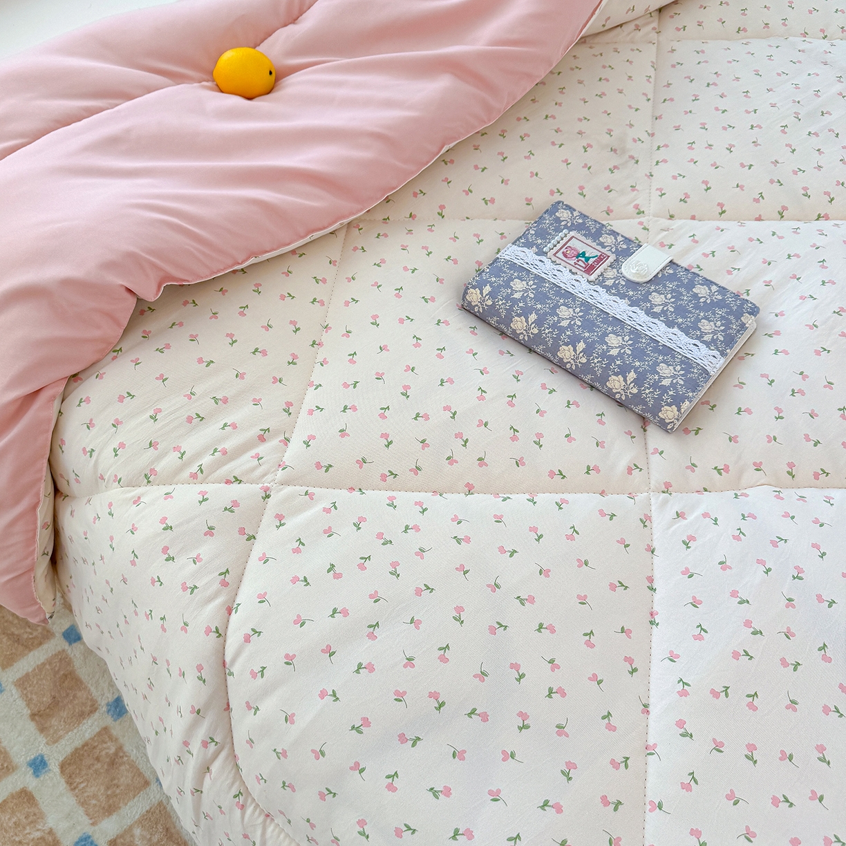 91家纺网 家纺一手货源 找家纺 弗苓家纺 2025新款糯叽叽ins风双层纱水洗棉冬被被子被芯 郁金香