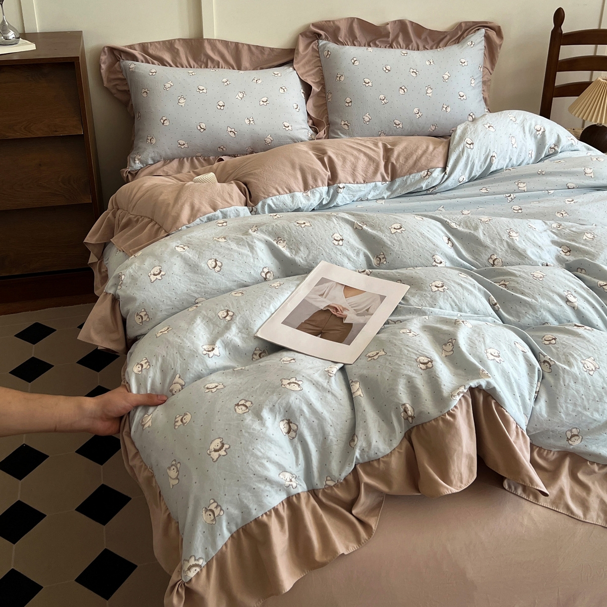 91家纺网 家纺一手货源 找家纺 梦莱斯 2025新款高克重云感棉四件套-花边款 星星狗