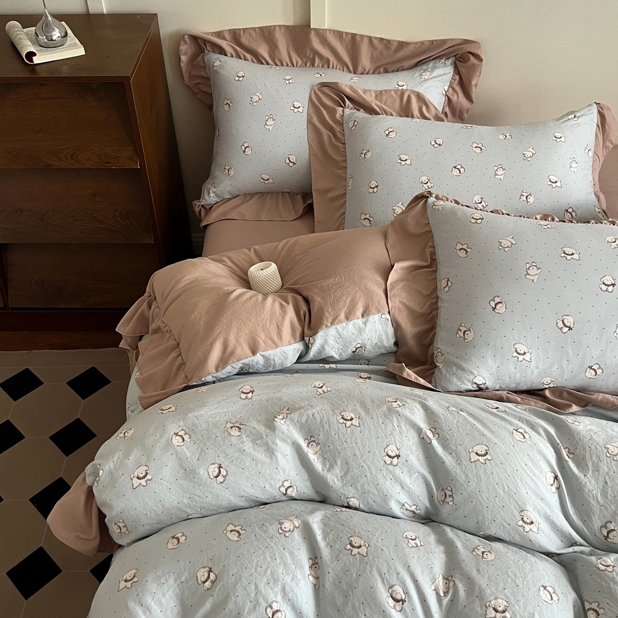 91家纺网 家纺一手货源 找家纺 梦莱斯 2025新款高克重云感棉四件套-花边款 星星狗