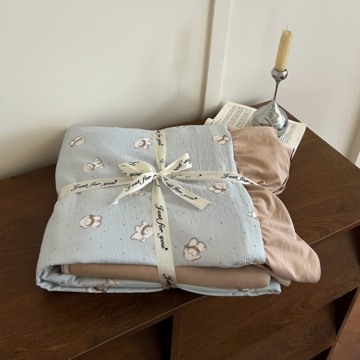 91家纺网 家纺一手货源 找家纺 梦莱斯 2025新款高克重云感棉四件套-花边款 星星狗