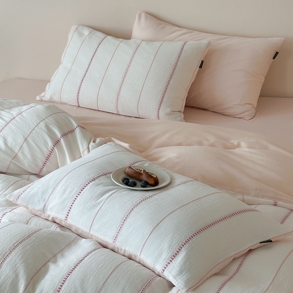 91家纺网 家纺一手货源 找家纺 （总）蜜宿 2025新款全棉纯棉水洗双层纱穿线提花四件套