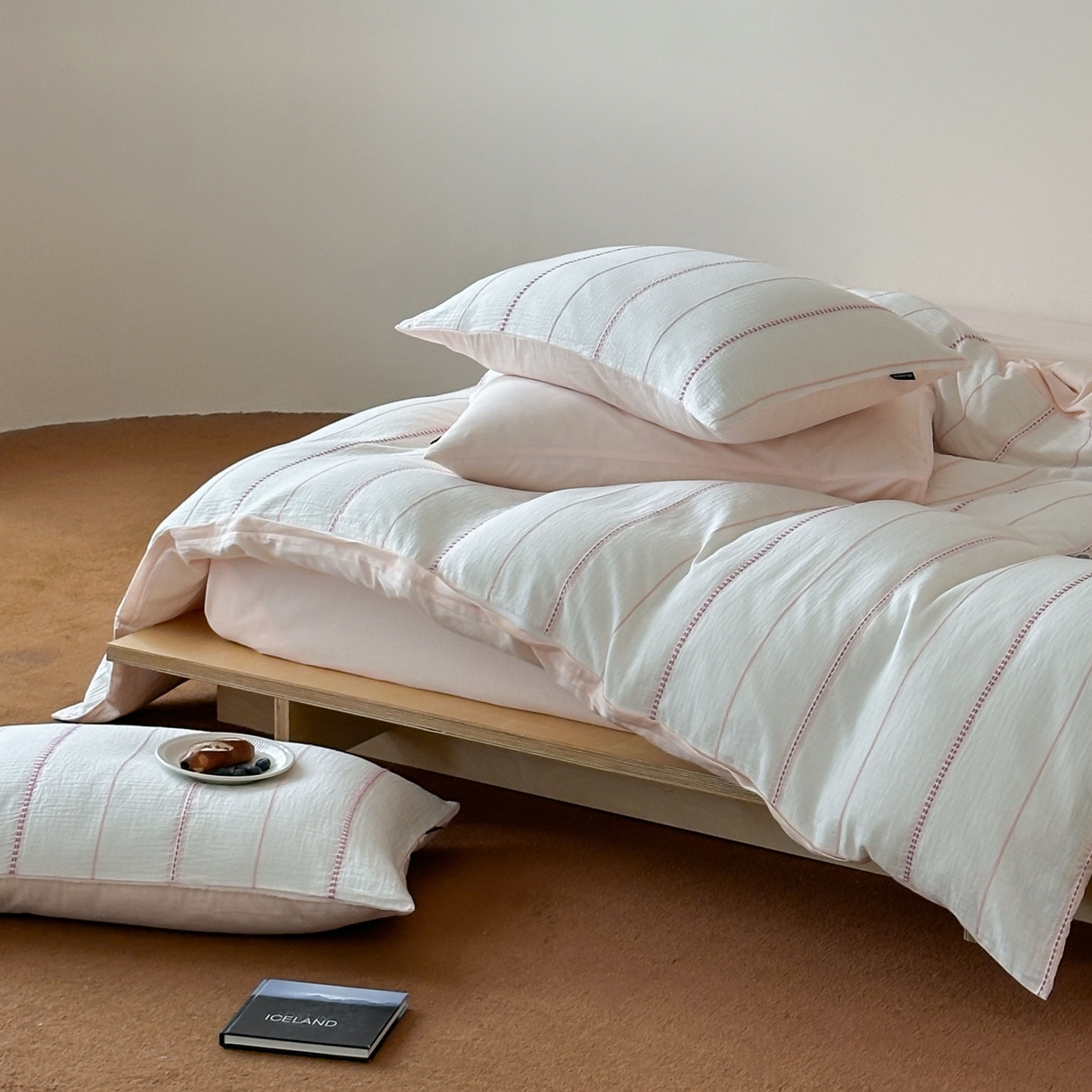 91家纺网 家纺一手货源 找家纺 （总）蜜宿 2025新款全棉纯棉水洗双层纱穿线提花四件套