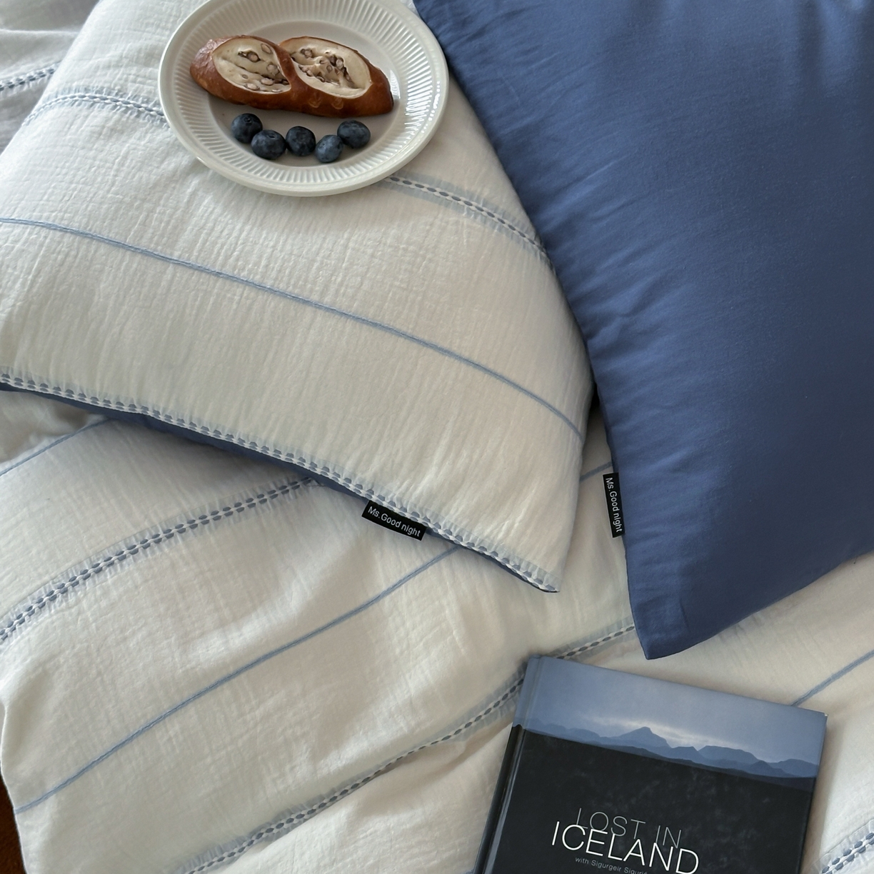 91家纺网 家纺一手货源 找家纺 蜜宿 2025新款全棉纯棉水洗双层纱穿线提花四件套 梨白-蓝