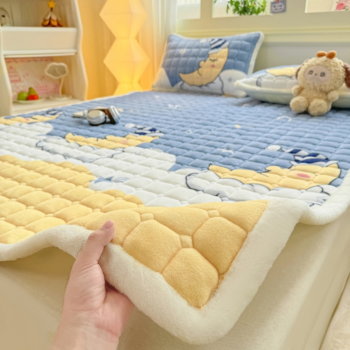 91家纺网 家纺一手货源 找家纺 优品惠 2025新款牛奶绒床垫床褥垫子床护垫冬季加绒加厚夹棉床盖 月亮萌宝
